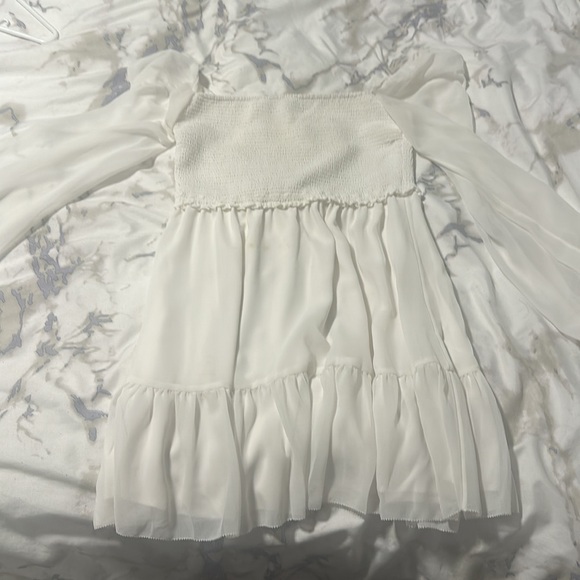 White Aritzia Dress - Picture 4 of 4